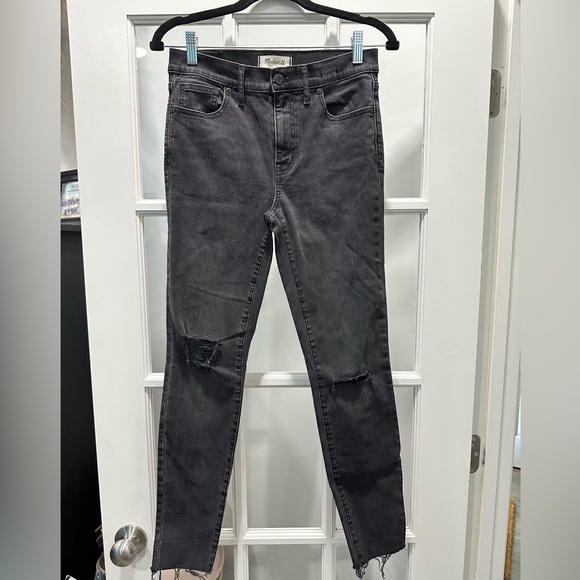 Madewell Denim - Madewell Black Distressed High Rise Skinny Jeans - Size 28